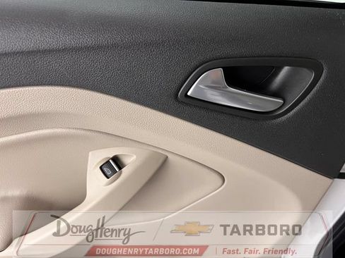 Used 2019 Ford Escape SE FWD image 26