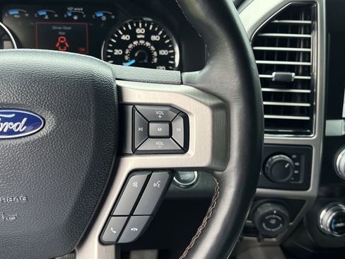 Used 2020 Ford F150 Platinum w/ Equipment Group 701A Luxury AWD/4WD image 14