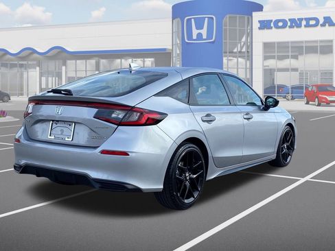 Used 2025 Honda Civic Sport image 9