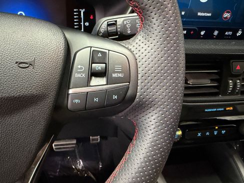 Certified 2023 Ford Escape ST-Line w/ Tech Pack #1 image 16