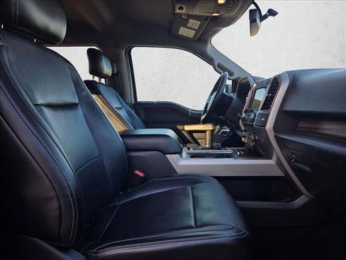 Used 2017 Ford F150 Lariat w/ Equipment Group 501A Mid image 16