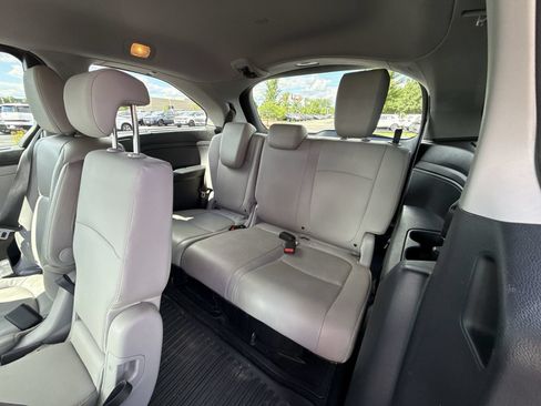 Used 2018 Honda Odyssey Touring image 25
