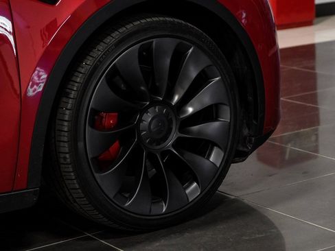 Used 2020 Tesla Model Y Long Range image 52
