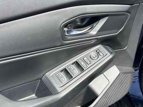 Used 2023 Honda Accord EX image 20
