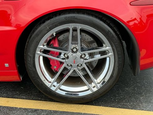 Used 2007 Chevrolet Corvette Z06 w/ Preferred Equipment Group image 11