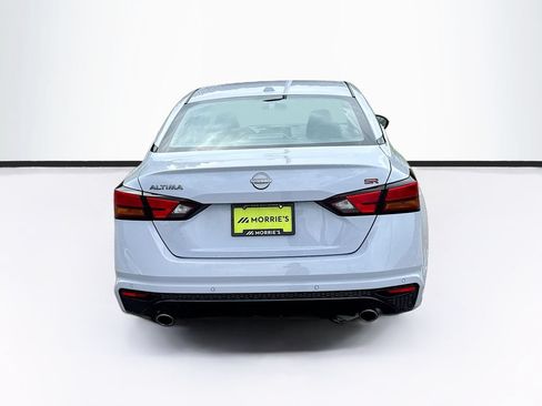 Used 2025 Nissan Altima 2.5 SR FWD image 6