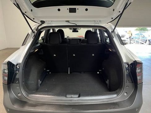 Used 2025 Nissan Kicks SV FWD image 16