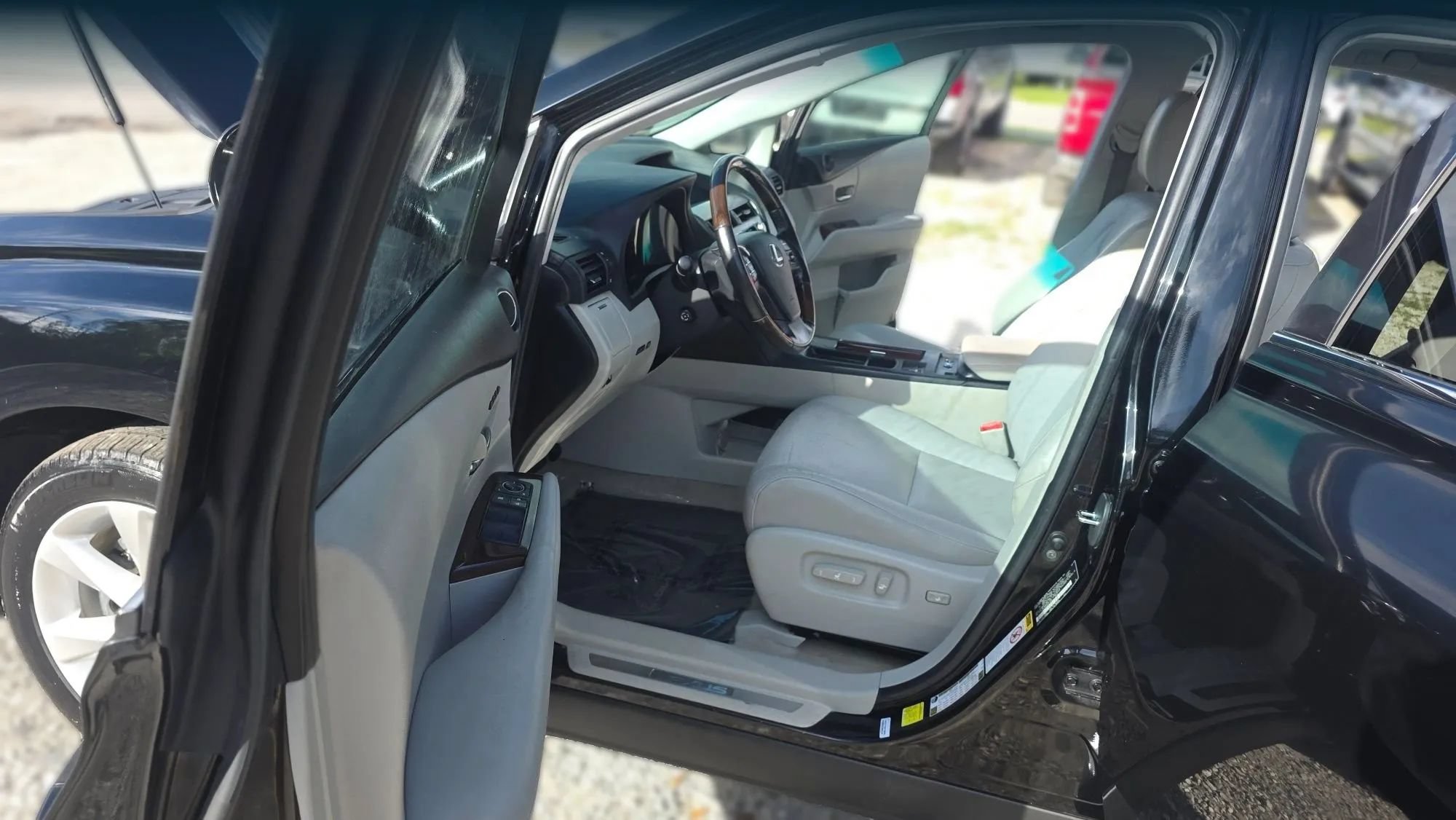 Used 2011 Lexus RX 350 2WD w/ Premium Pkg image 10