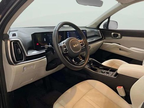 Used 2025 Kia Sorento S AWD/4WD image 33