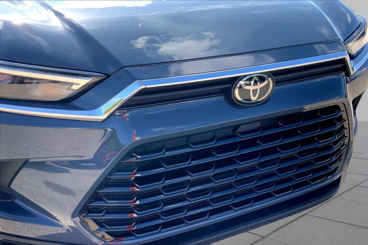 Used 2026 Toyota Grand Highlander FWD image 29