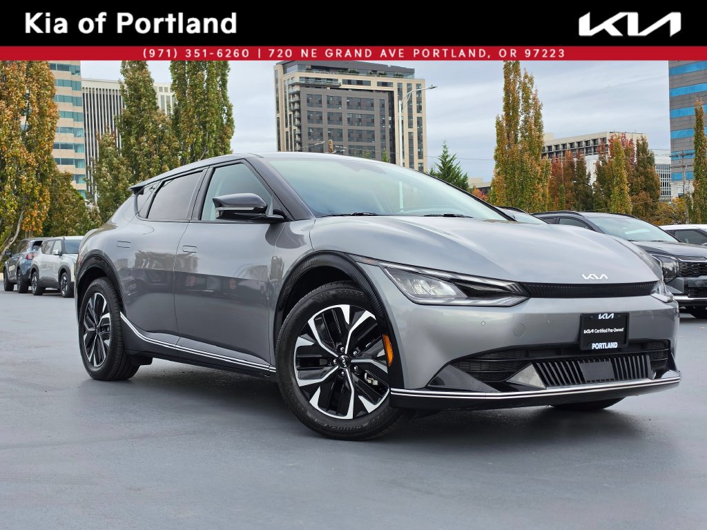 Certified 2024 Kia EV6 Wind RWD image 2