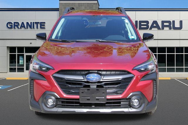 Used 2025 Subaru Outback Premium AWD/4WD image 5