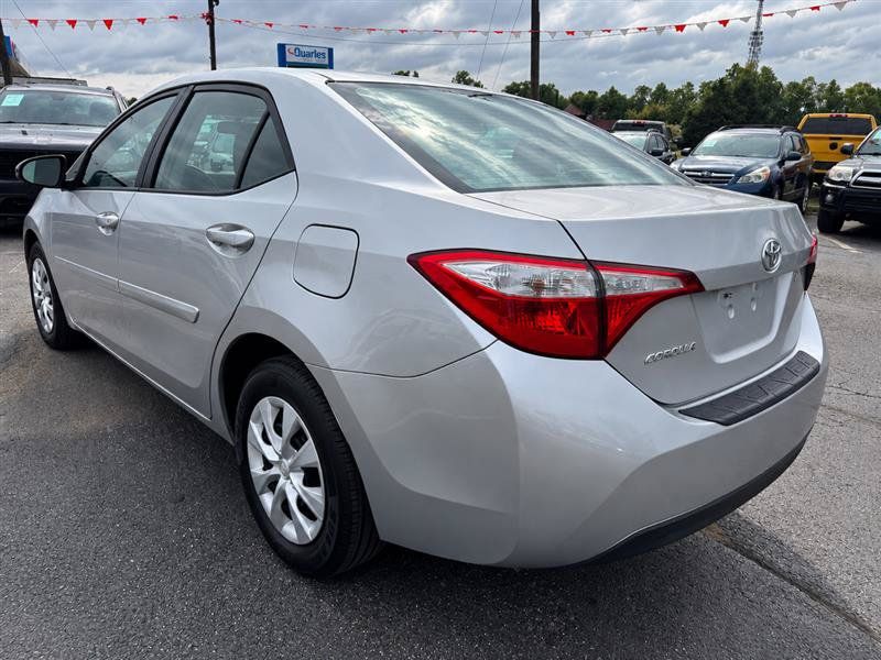 Used 2015 Toyota Corolla L w/ Body Protection Package #2 FWD image 4