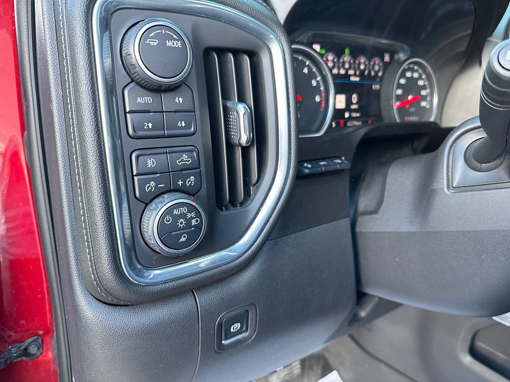 Used 2021 Chevrolet Silverado 1500 High Country w/ Technology Package AWD/4WD image 38