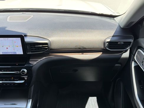 Used 2023 Ford Explorer Limited w/ Equipment Group 301A image 28