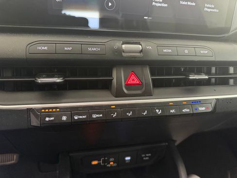 Used 2025 Kia K4 FWD image 4
