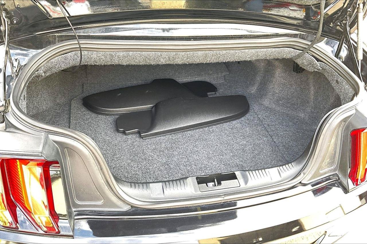 Used 2020 Ford Mustang GT Premium RWD image 23