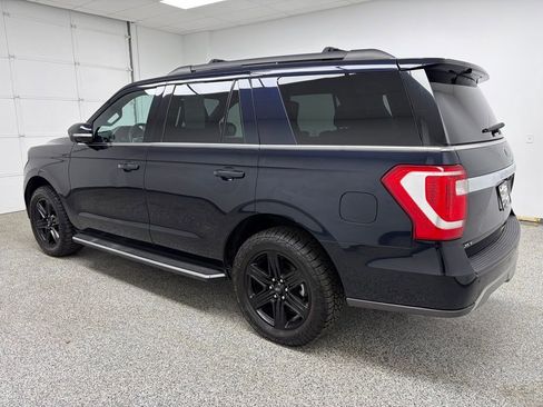 Used 2021 Ford Expedition XLT image 5
