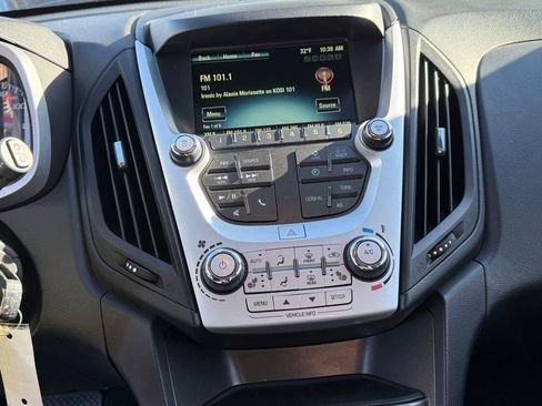 Used 2016 Chevrolet Equinox LT w/ Convenience Package image 22