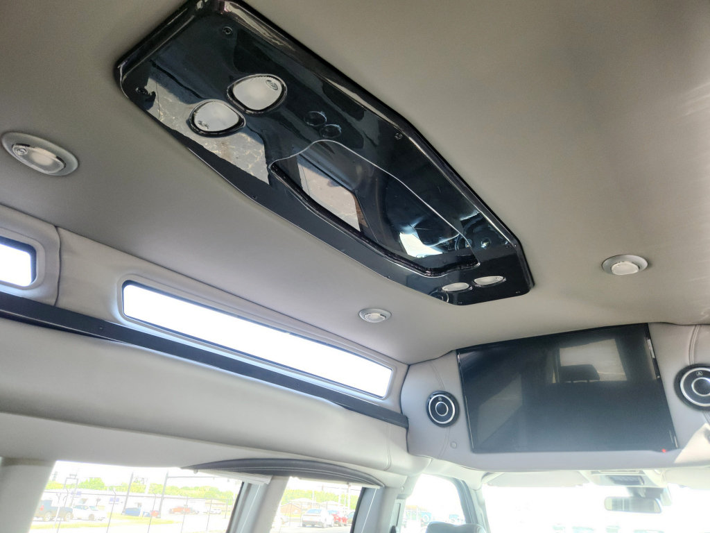 Used 2020 Chevrolet Express 2500 Extended w/ Enhanced Convenience Package RWD image 43