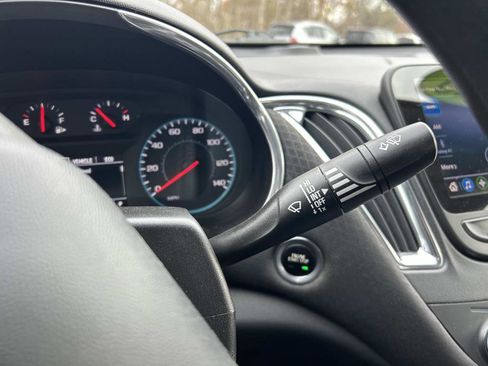 Used 2019 Chevrolet Malibu LT image 22