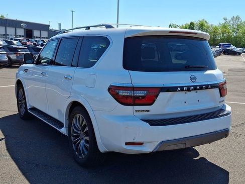 Used 2023 Nissan Armada Platinum w/ Cargo Package AWD/4WD image 4