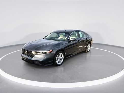 Used 2024 Honda Accord LX image 4