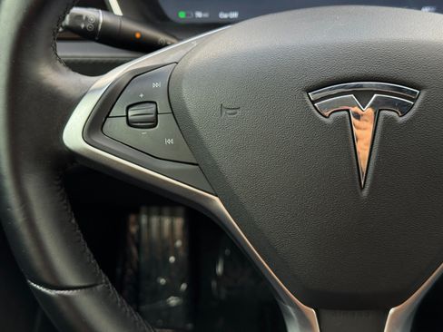 Used 2014 Tesla Model S 85 RWD image 19