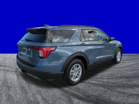 New 2026 Ford Explorer Active w/ Active Comfort Package RWD image 4