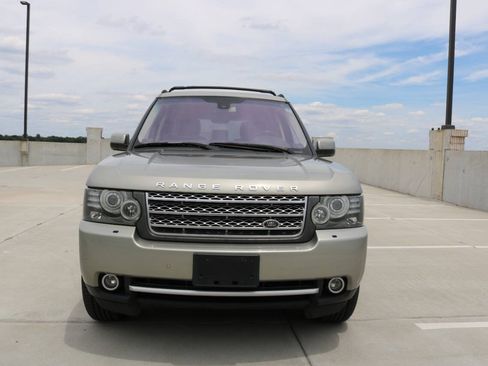 Used 2010 Land Rover Range Rover Supercharged AWD/4WD image 33