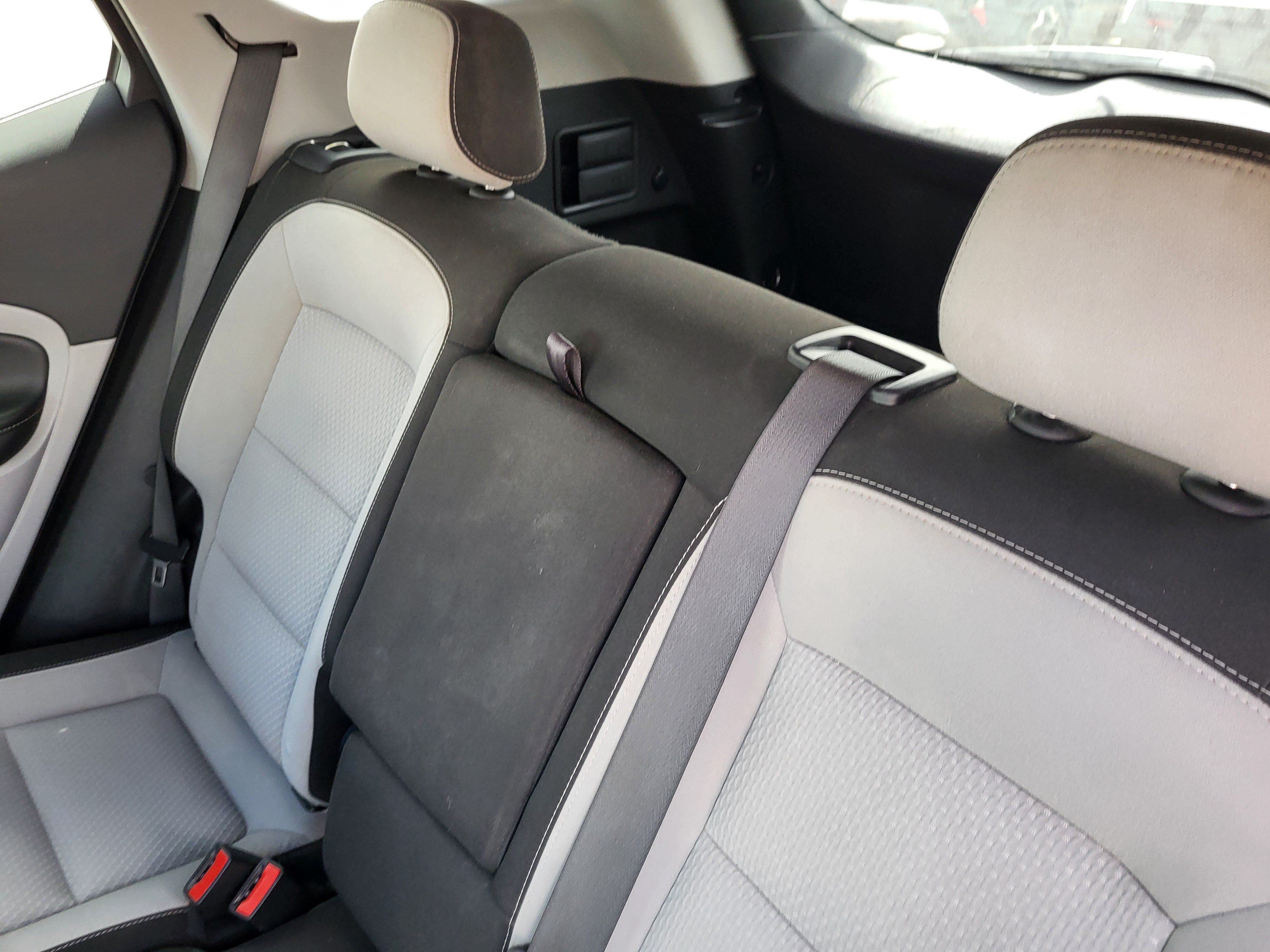 Used 2024 GMC Terrain SLE AWD/4WD image 27