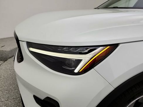 New 2026 Volvo XC40 B5 Plus w/ Protection Package Premier AWD/4WD image 26