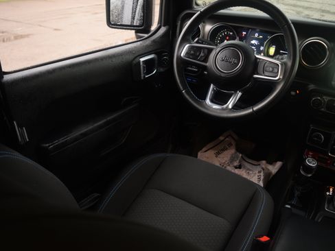 Used 2022 Jeep Wrangler Unlimited Rubicon 4xe w/ Steel Bumper Group image 2