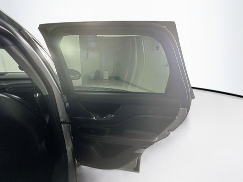 Used 2021 Lincoln Corsair FWD image 29