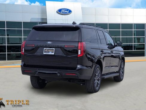 New 2026 Ford Expedition Platinum w/ Stealth Appearance Package AWD/4WD image 5