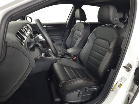 Used 2016 Volkswagen GTI SE FWD image 13