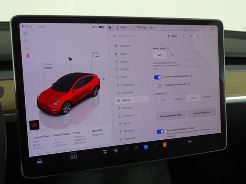 Used 2023 Tesla Model Y Long Range image 33