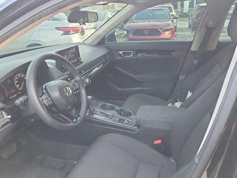 Used 2023 Honda Civic EX image 10