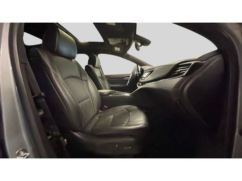 Used 2023 Buick Enclave Avenir w/ Avenir Technology Package AWD/4WD image 20