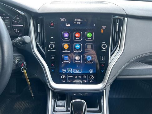 Used 2022 Subaru Outback Premium image 23