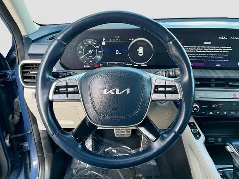 Used 2023 Kia Telluride SX image 11