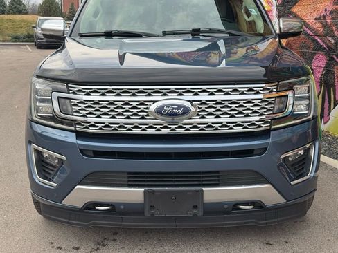 Used 2018 Ford Expedition Platinum image 3