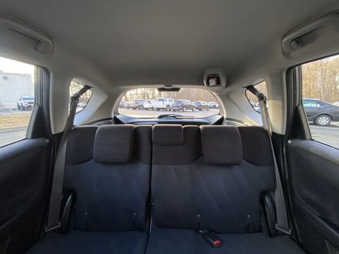 Used 2011 Honda Fit Sport image 30