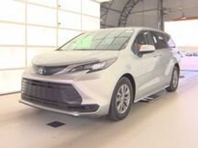 Used 2024 Toyota Sienna LE