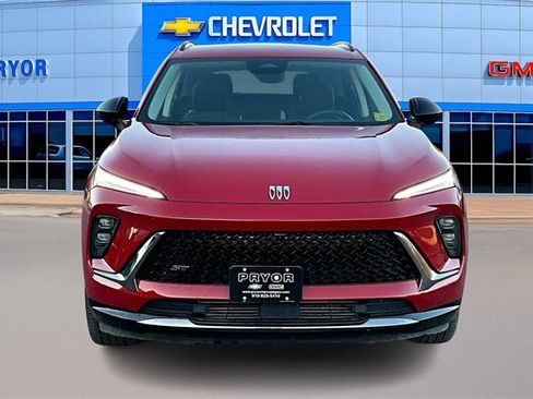 Used 2025 Buick Envision Sport Touring image 2