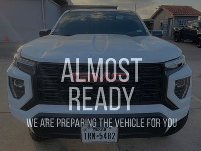 Used 2023 GMC Canyon Elevation w/ Convenience Package