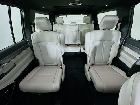 New 2026 Jeep Grand Wagoneer Limited w/ Premium Group II AWD/4WD image 10