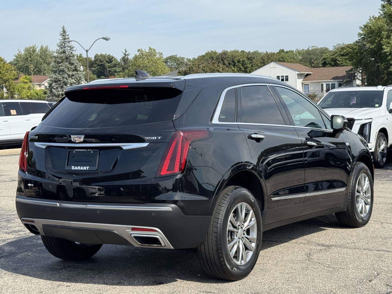 Certified 2023 Cadillac XT5 Premium Luxury AWD/4WD image 5