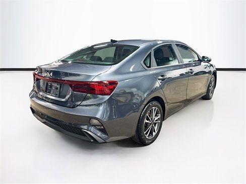 Used 2024 Kia Forte LXS image 7