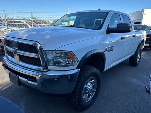 Used 2018 RAM 2500 Tradesman w/ Chrome Appearance Group AWD/4WD image 8